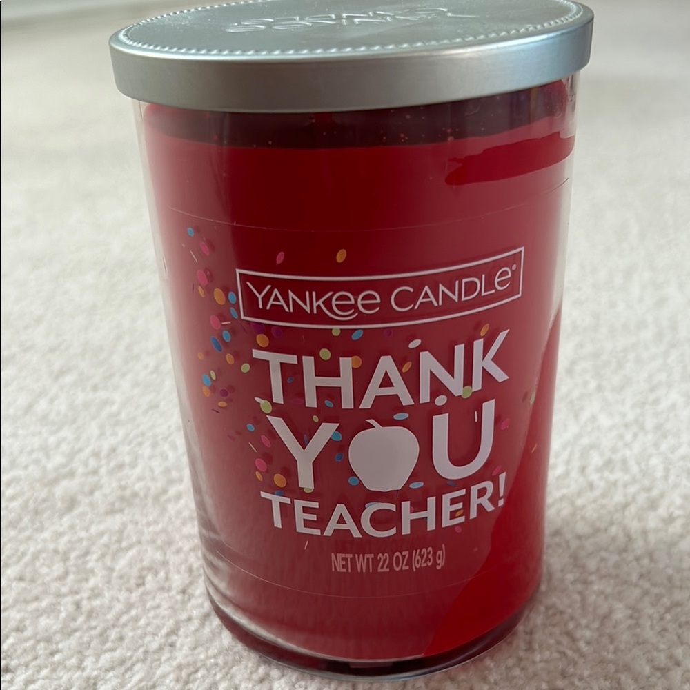 Yankee Candle. Scent-Apple